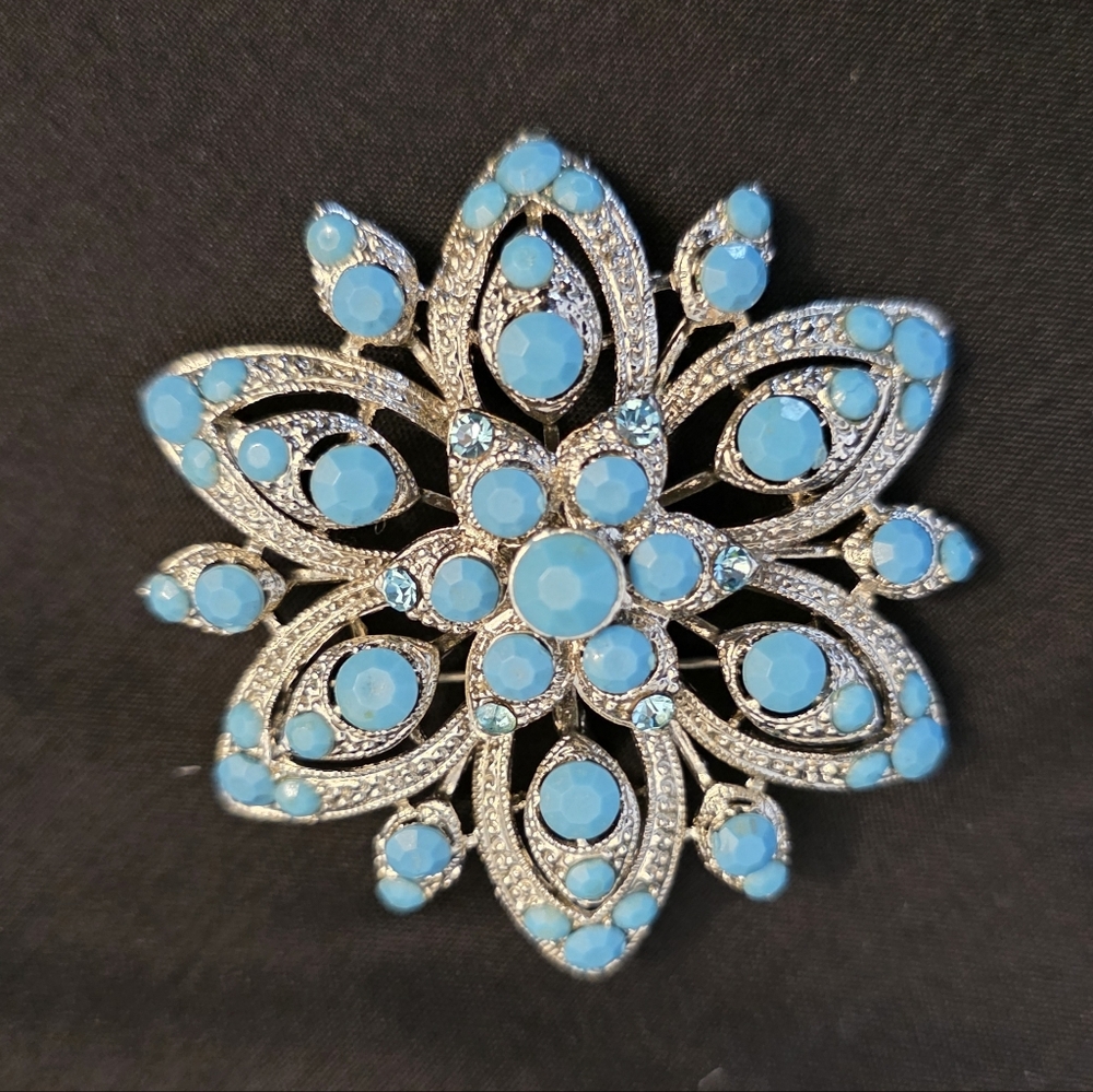 Vintage Silver-Tone Faux Turquoise Flower Brooch Pin - Picture 4 of 6